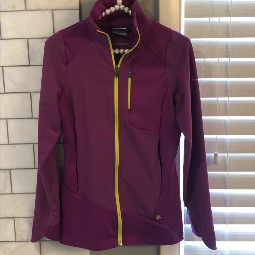 Columbia track jacket